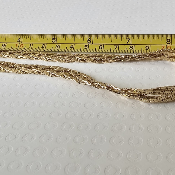 Vintage gold plated necklace like new 18" Made in Korea - Picture 7 of 17